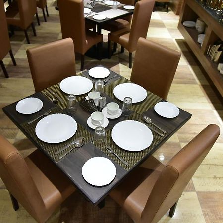 Hotel Crystal Grand Haldwani Luaran gambar