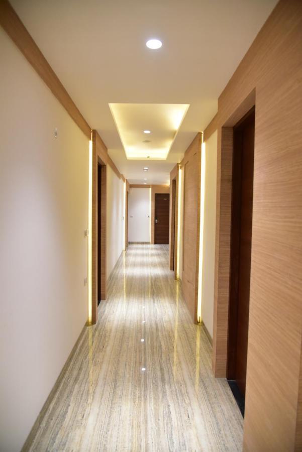 Hotel Crystal Grand Haldwani Luaran gambar
