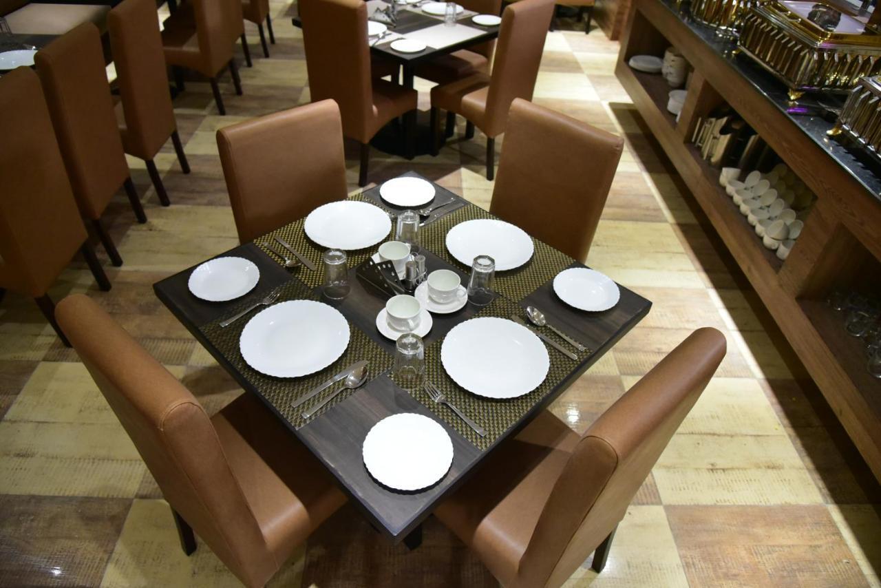 Hotel Crystal Grand Haldwani Luaran gambar